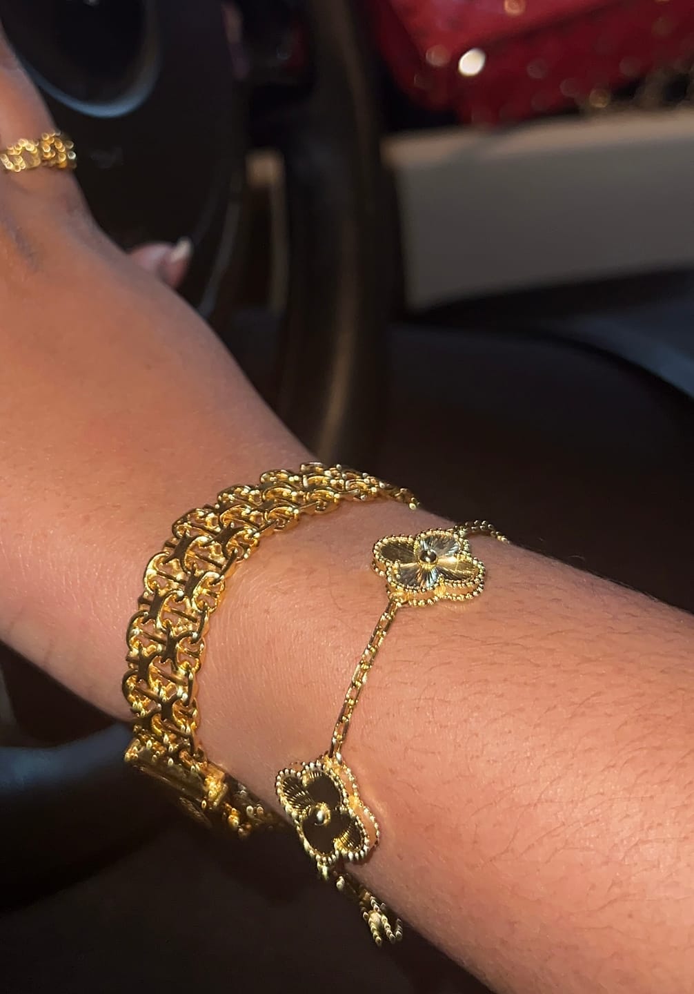 Customer photo review of Four clover Armband