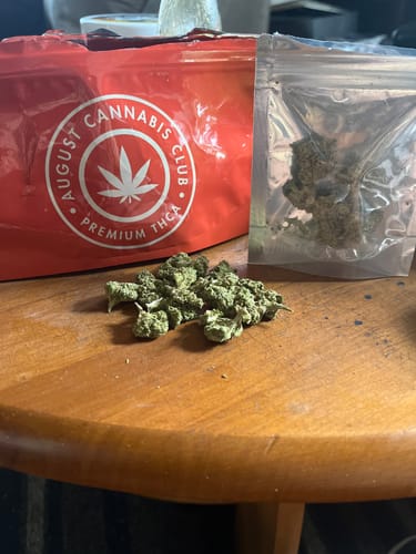Customer photo review of 1oz Greenhouse Smalls