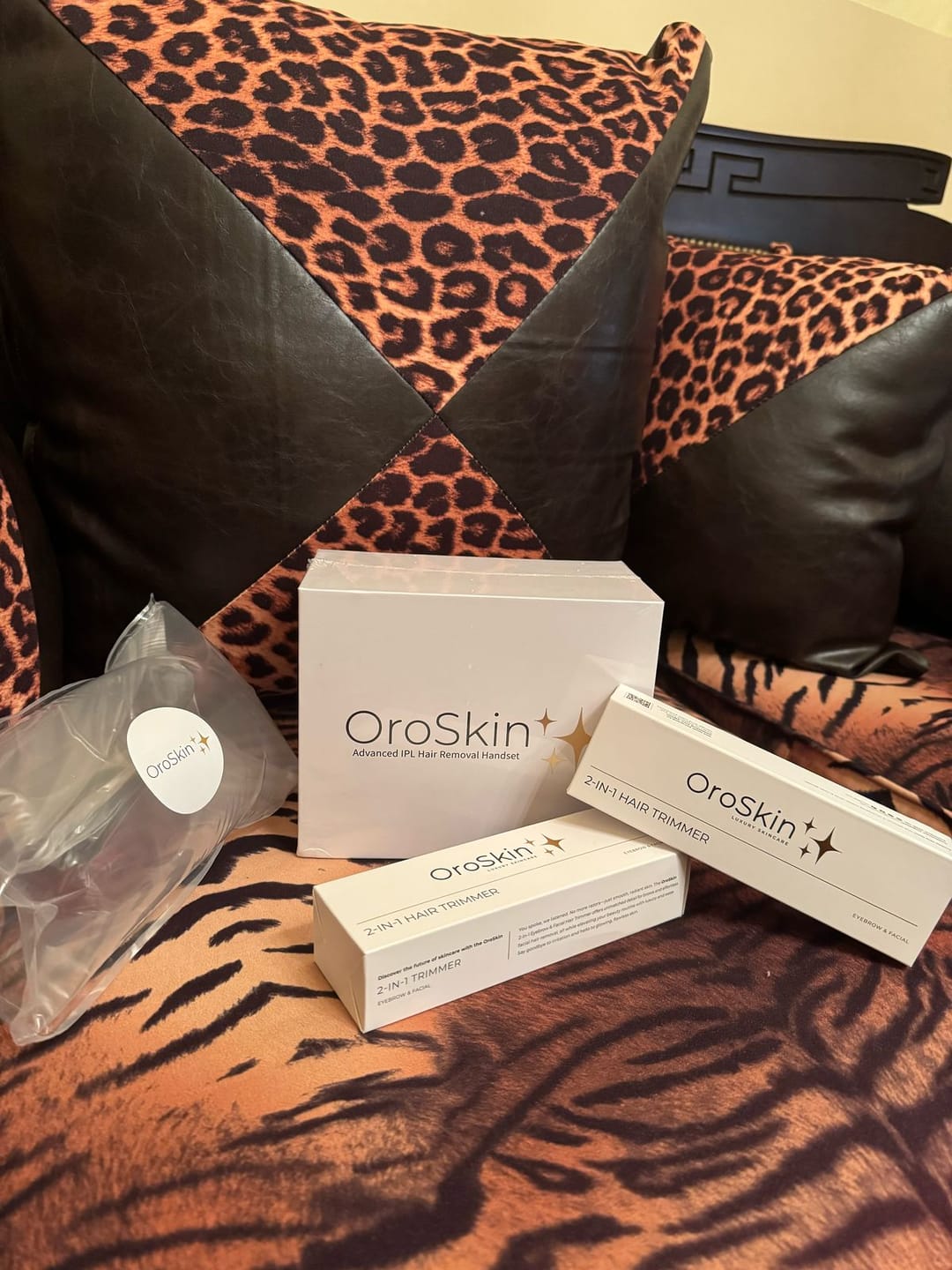 Customer photo review of OroSkin 2-in-1 Eyebrow & Facial Trimmer