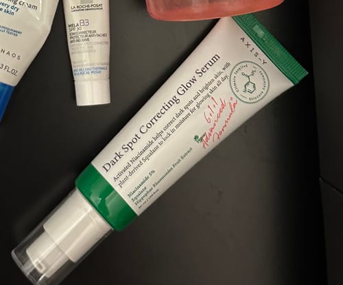 Customer photo review of AXIS-Y Dark Spot Correcting Glow Serum veido serumas, skirtas netobulumams mažinti