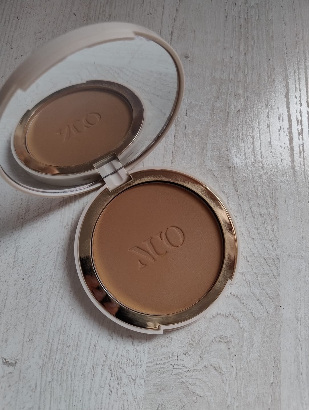 Customer photo review of Bronzer pudra cu textura ultrafina