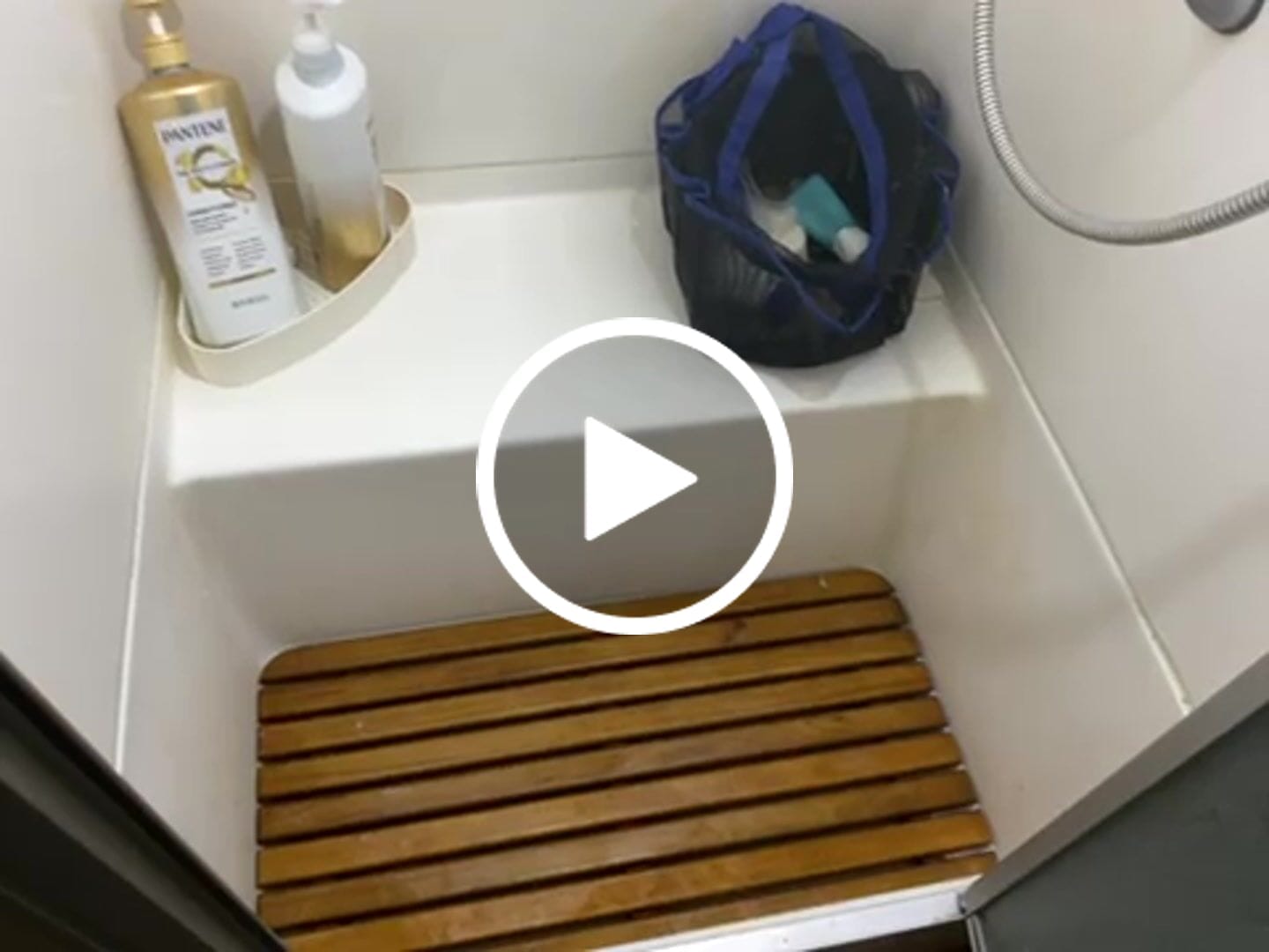 Customer video review of 25RB / 28RB / 30RB Rectangle Airstream Teak Shower Mat