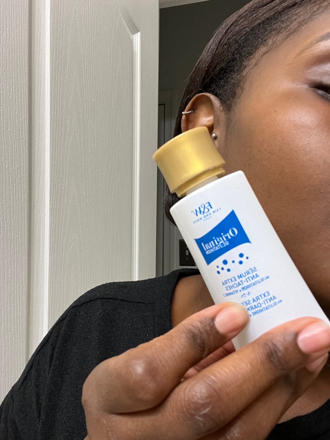 Customer photo review of Fair and White Glutathion Extra Serum Anti-Dark Spot 30ml / 1.01 Fl Oz
