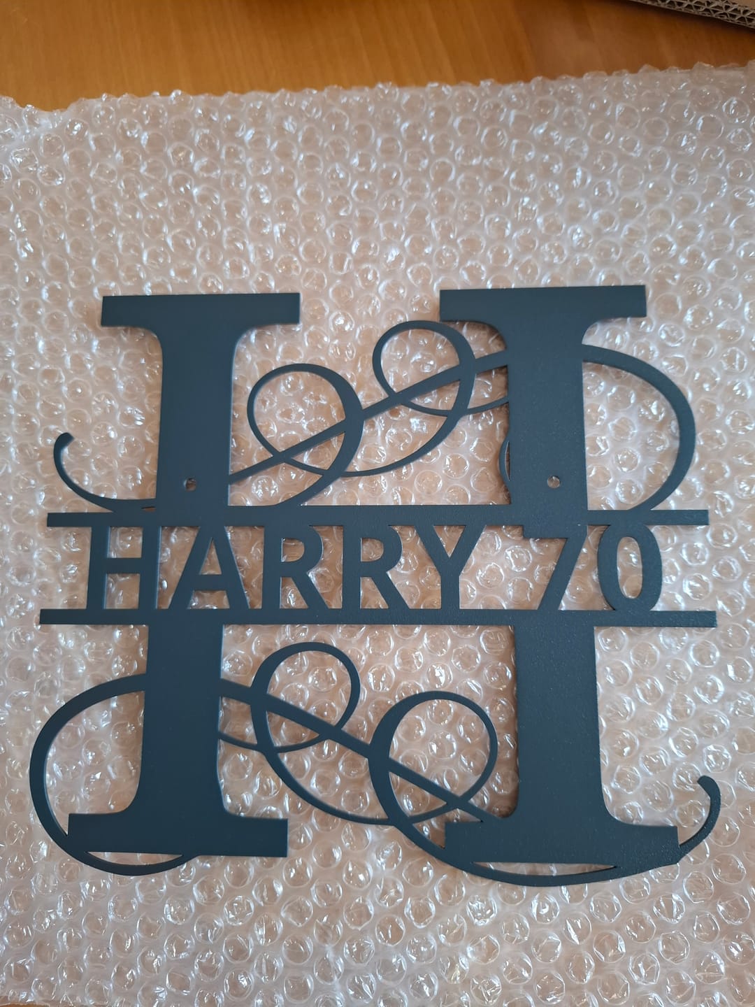 Customer photo review of Großes Namens-Monogramm (personalisierbar)