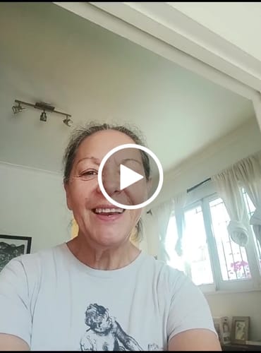 Customer video review of Melena de León Cápsulas + Gotas - Extracto Ultra Concentrado