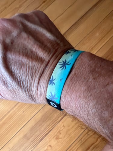 Customer photo review of good vibes only