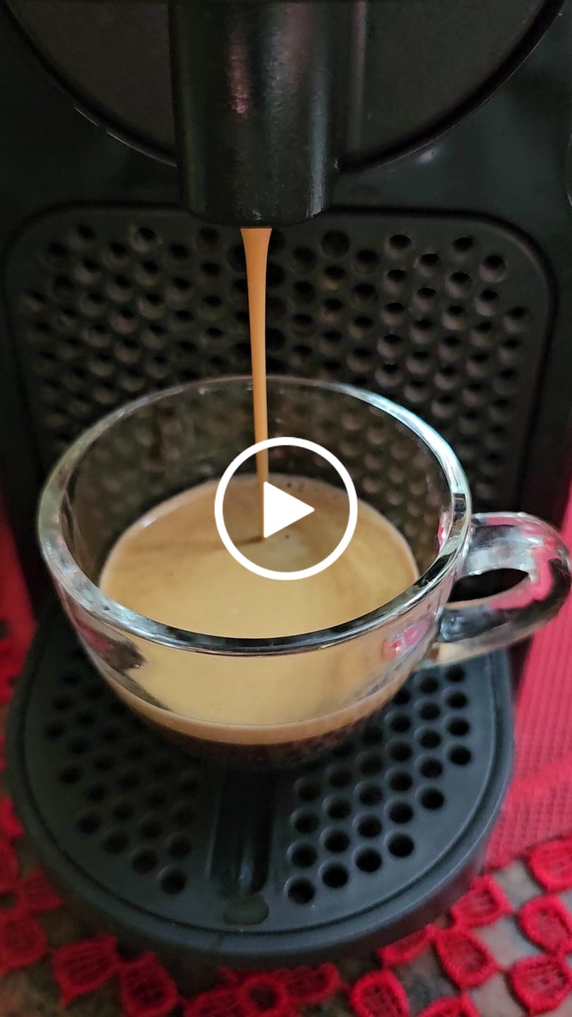 Customer video review of Caffè Borbone 100 Capsule Caffè Miscela Blu compatibili NESPRESSO