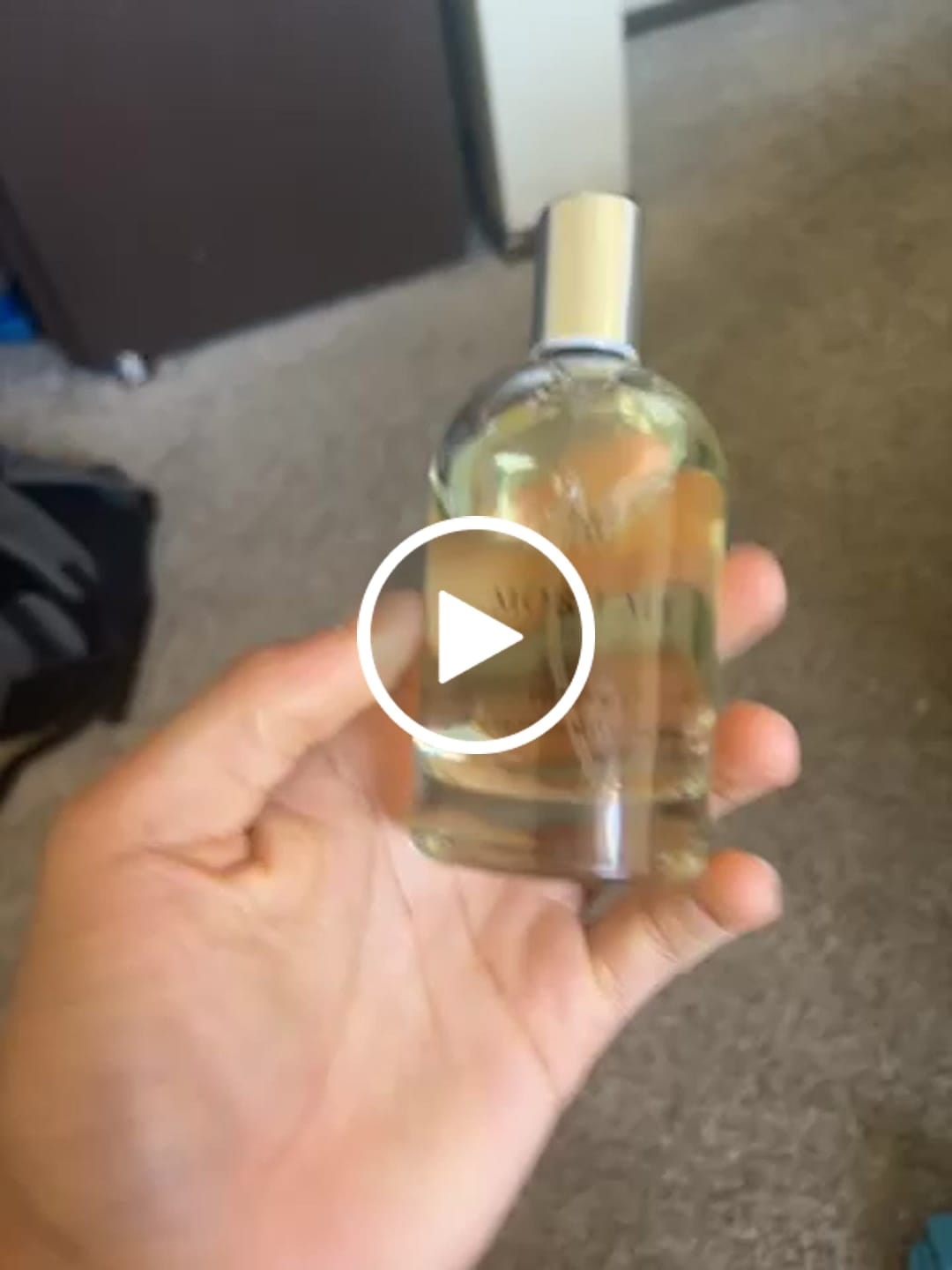 Customer video review of Héritage Eau De Parfum