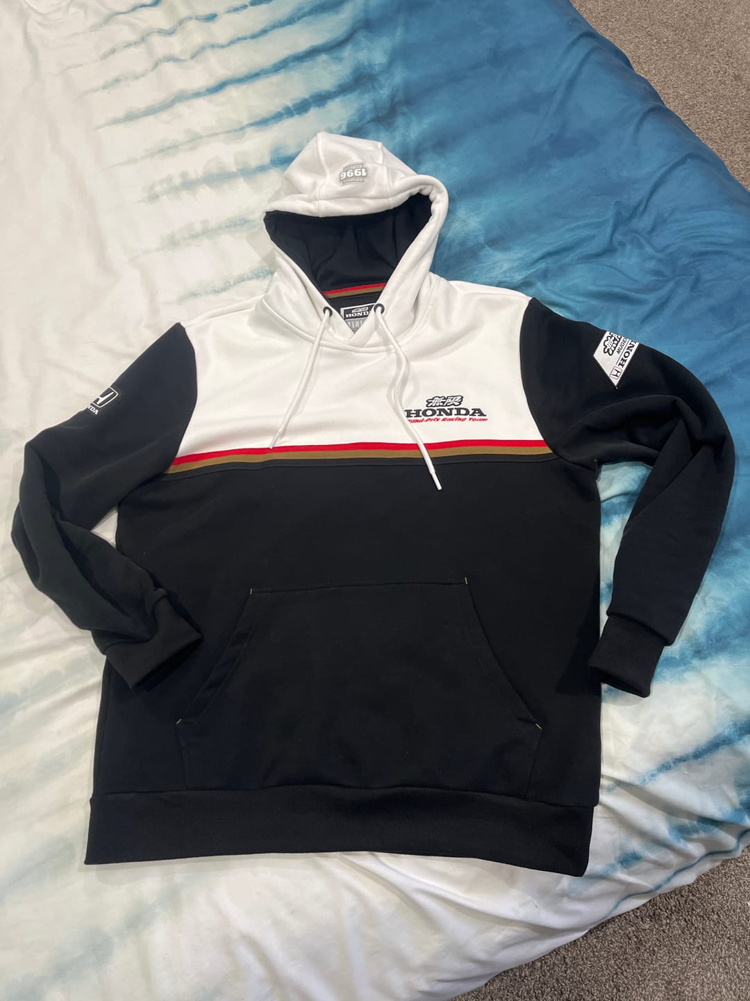 Customer photo review of 1996 Mugen-Honda F1 Team Hoodie
