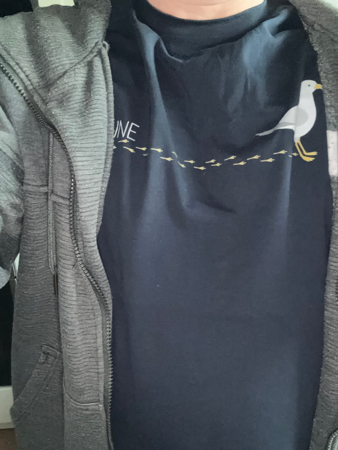 Customer photo review of Möwe Footprints · Herren Premium Bio T-Shirt