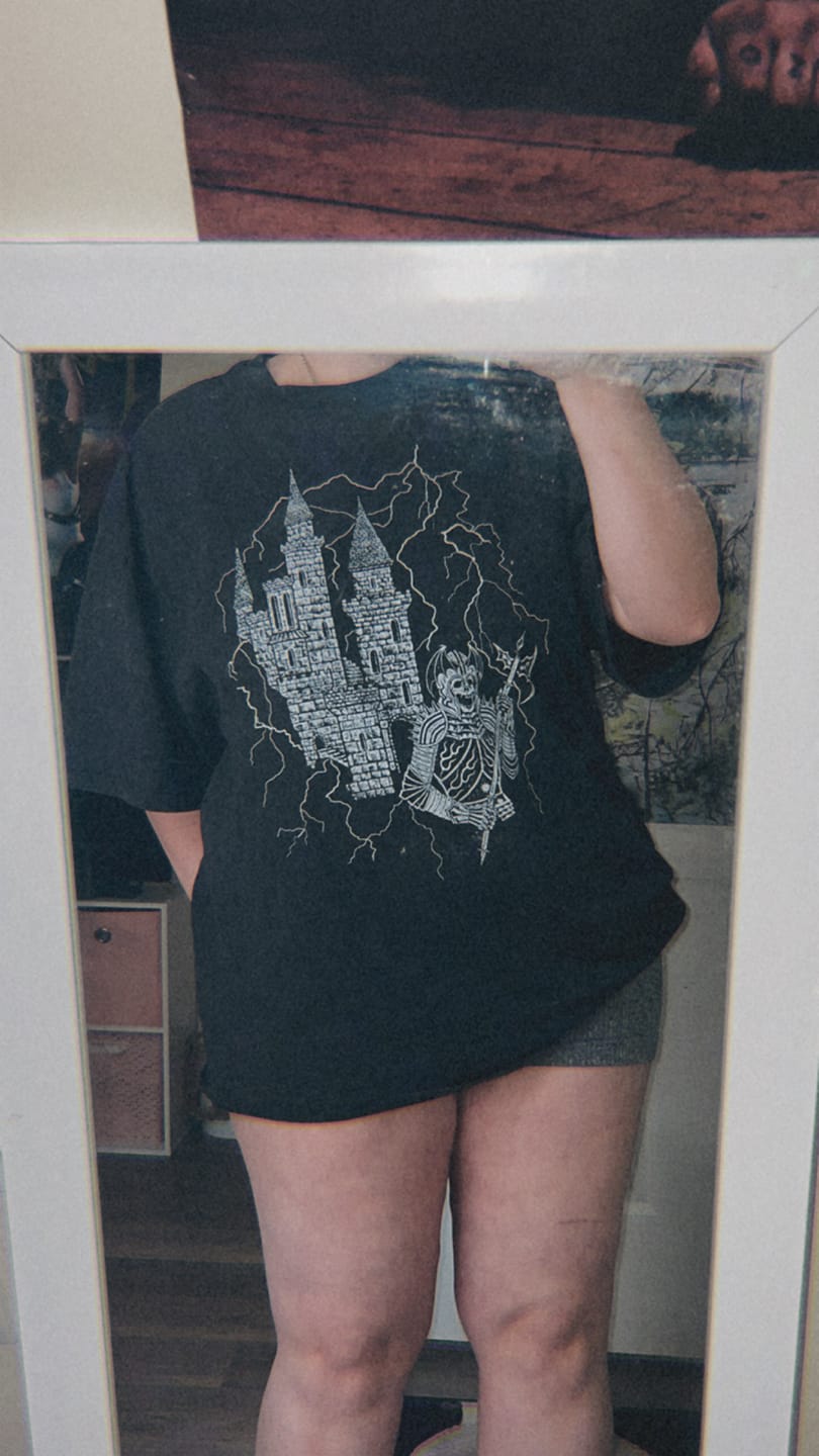 Customer photo review of Gate Keeper Heavy Faded Tee