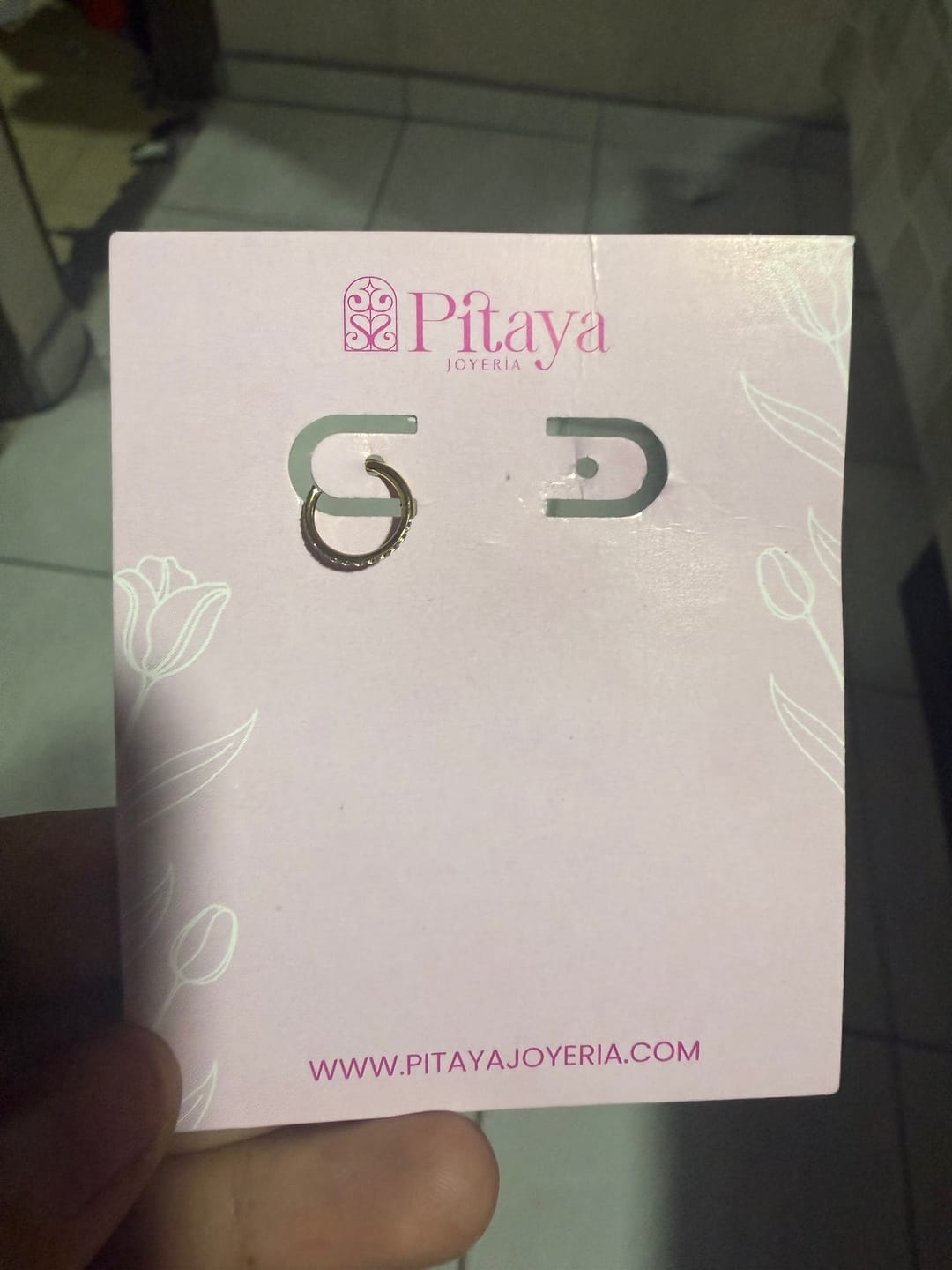 Customer photo review of Piercing Infinity con Zirconias Titanio
