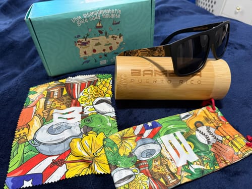 Customer photo review of Mis Raíces Black