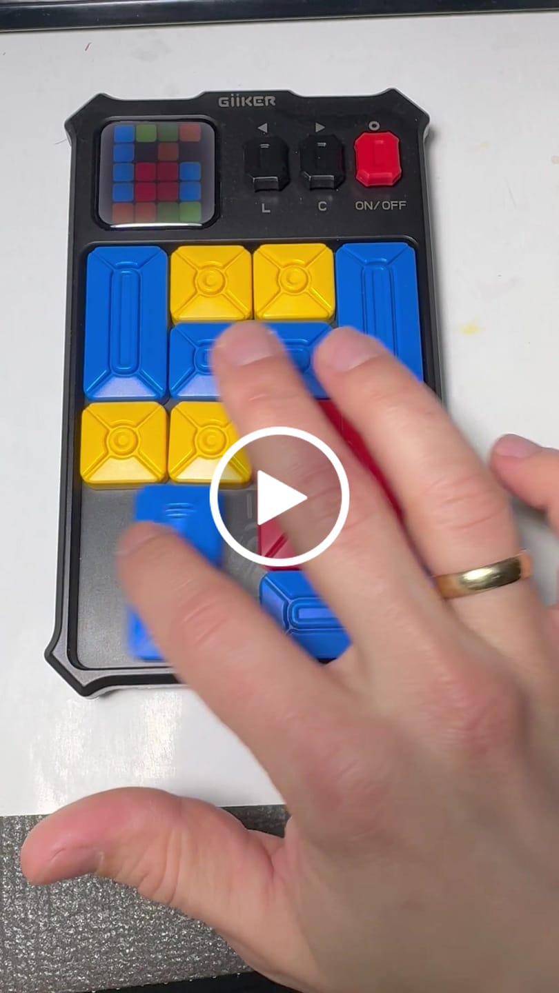 Customer video review of GiiKER Super Slide Puzzle Games