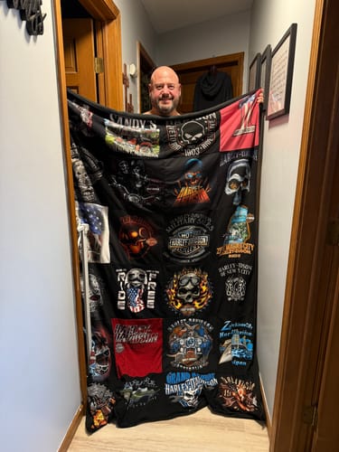 Customer photo review of T Shirt Quilt by Project Repat