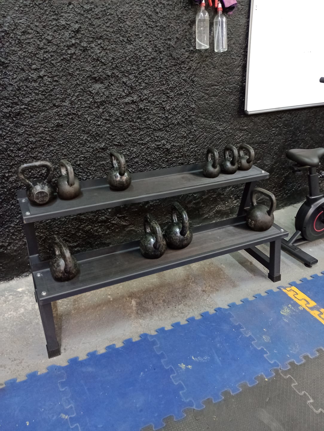 Customer photo review of Rack de Almacenamiento Kettlebells IRONSIDE