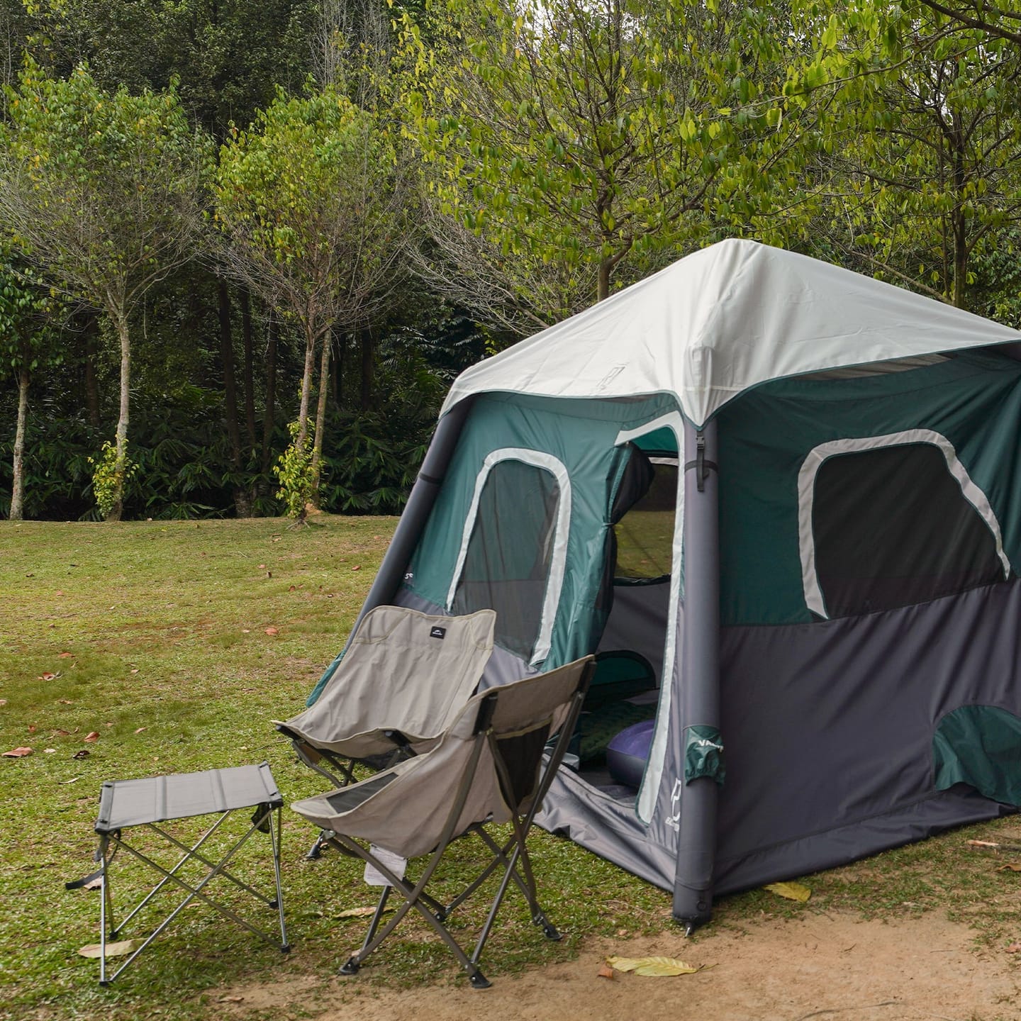 Customer photo review of Extra Large-Sized 2 Step Cabin Tent (Up To 10 Person).