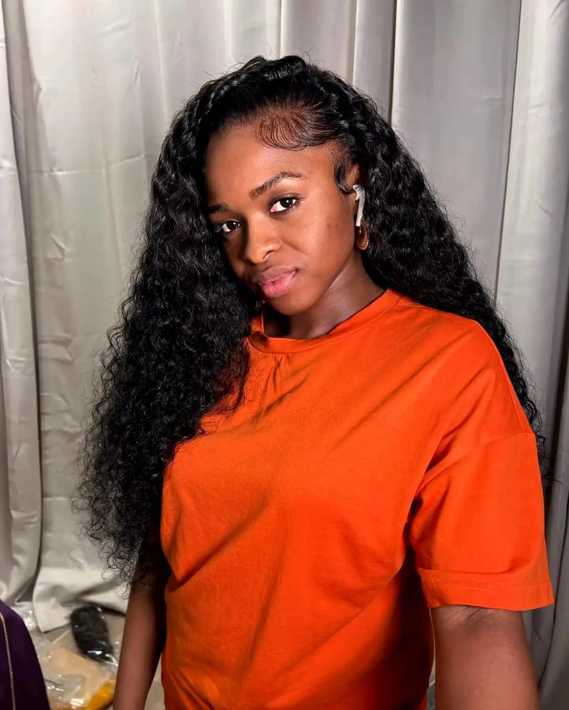 Customer photo review of MORE FACE 360 Glueless Wig Water Wave Invisi Drawstring Wear And Go Wig Quick Install Pre-Bleached And Pre-Cut HD Lace Human Hair Wigs Beginner Friendly