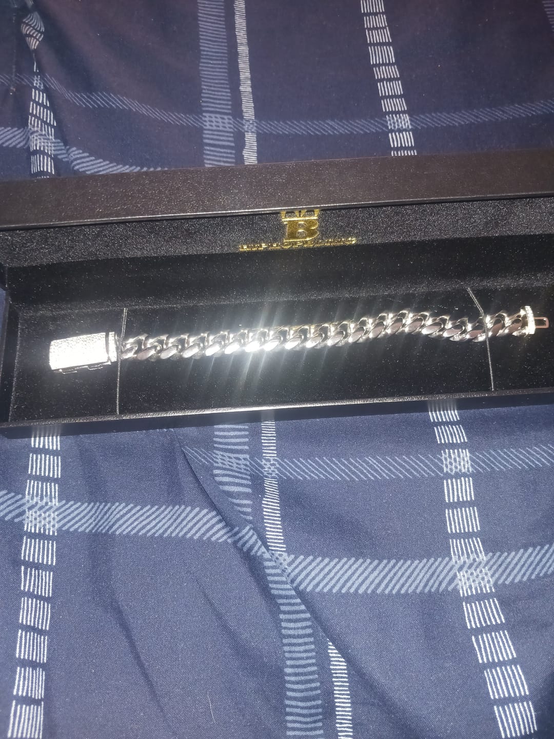 Customer photo review of VVS Moissanite Miami Cuban Bracelet Steel / .925 Silver