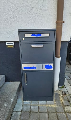 Customer photo review of Variante: mit Namensschild am Briefschlitz