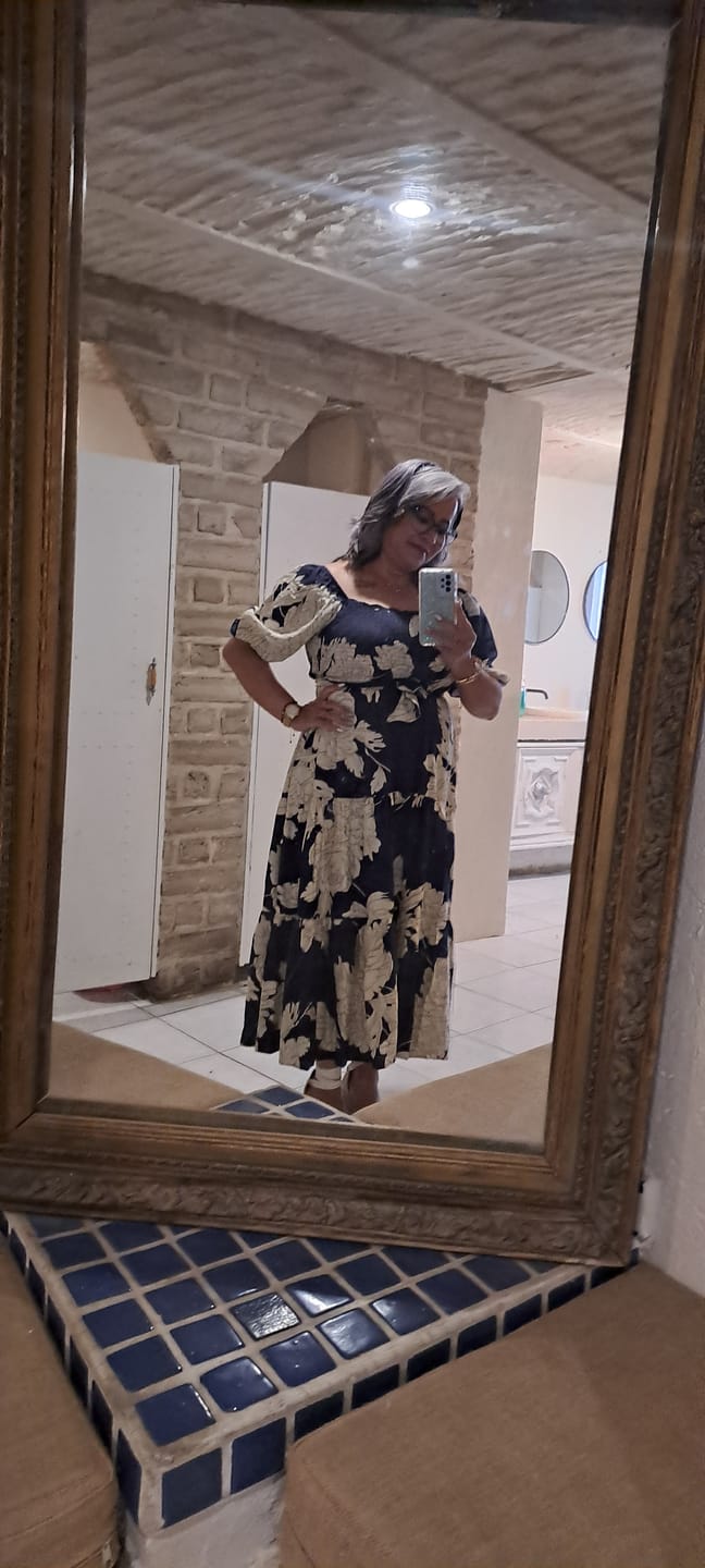 Customer photo review of VESTIDO AZUL MARINO LINO ESTAMPADO BEIGE MANGA AMPONA 3/4 MIDI