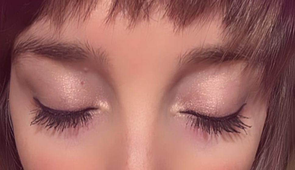 Customer photo review of Eyelash Growth Serum