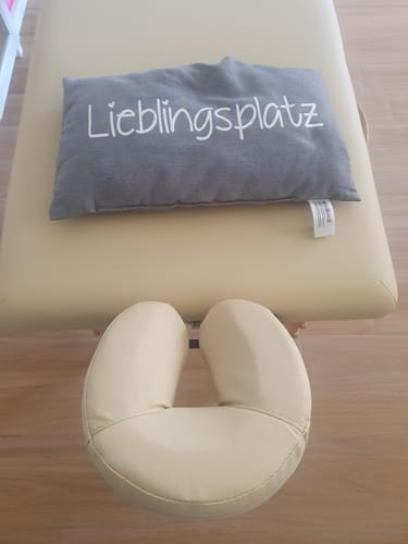 Customer photo review of Massageliege Klappbar Sonia Ultralight | Kosmetikliege
