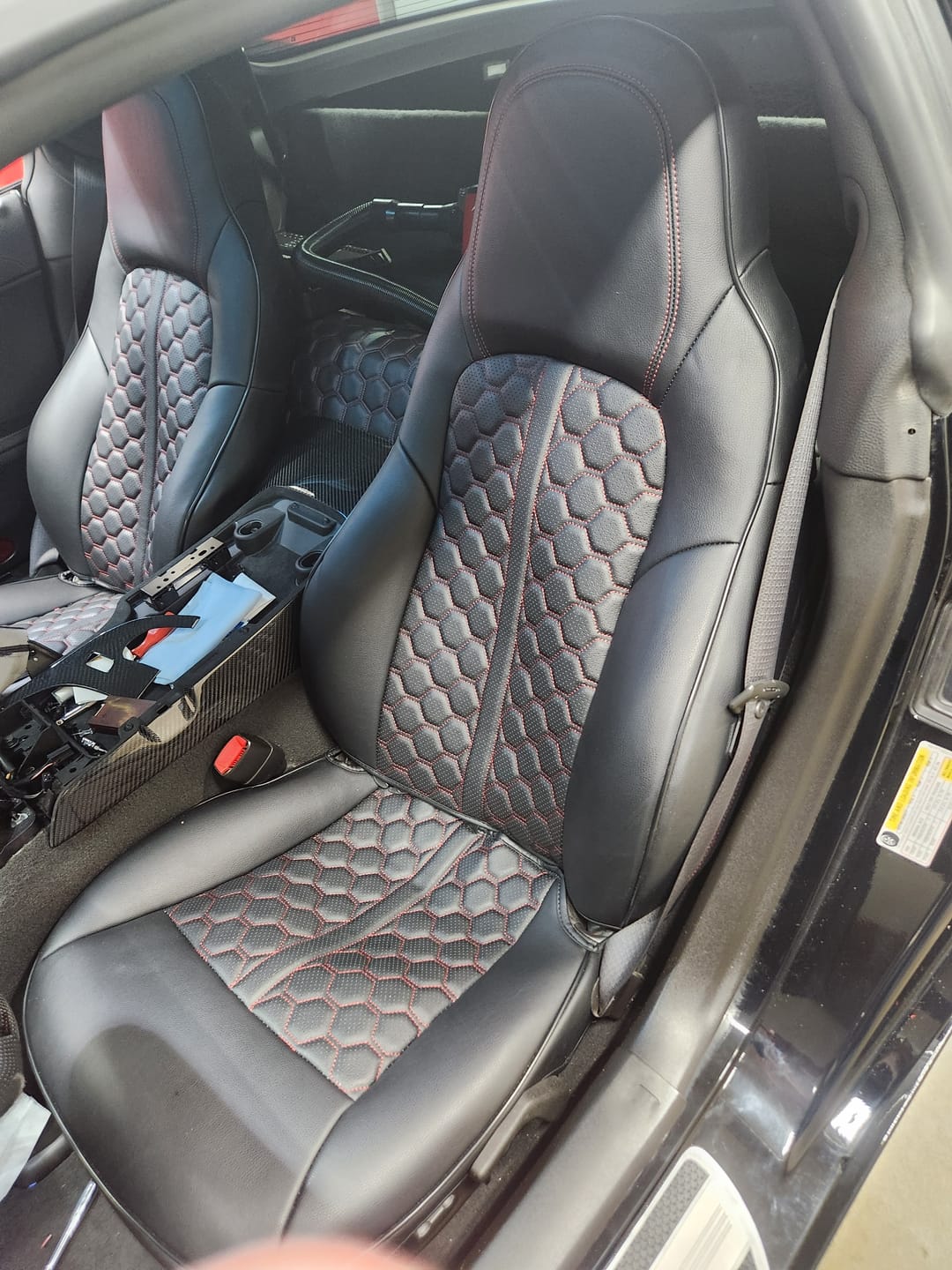 Customer photo review of Corvette C6 Custom Leather Seat Covers