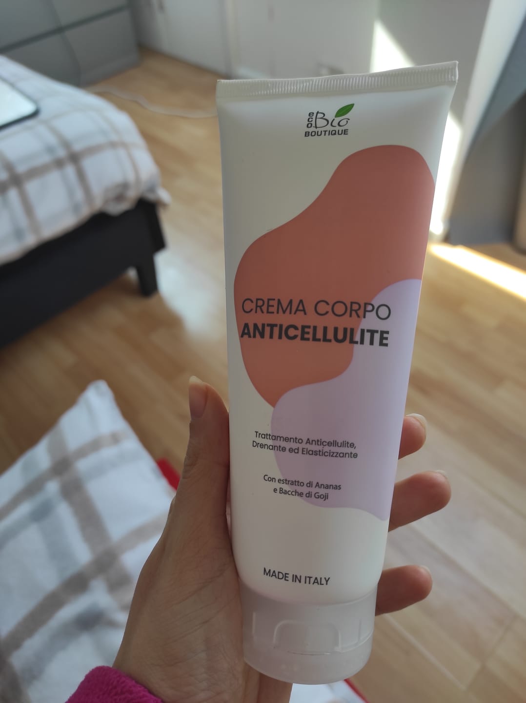 Customer photo review of Crema Corpo Anticellulite