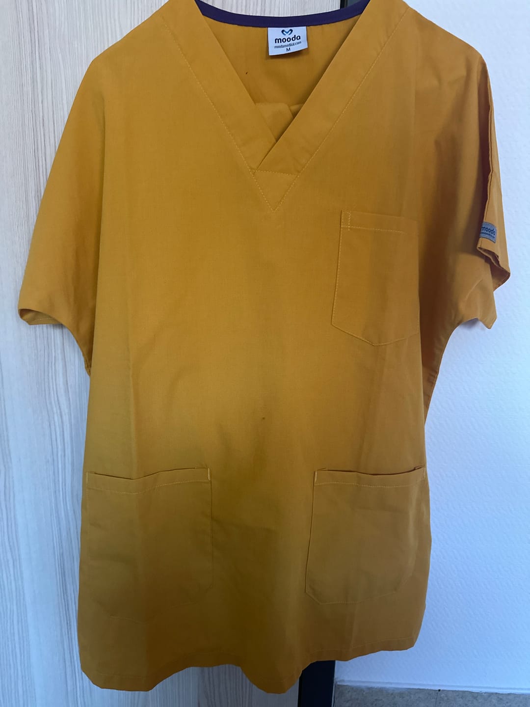 Customer photo review of Costum Medical Galben Inchis, Pentru Femei - Muștar - Model Classic