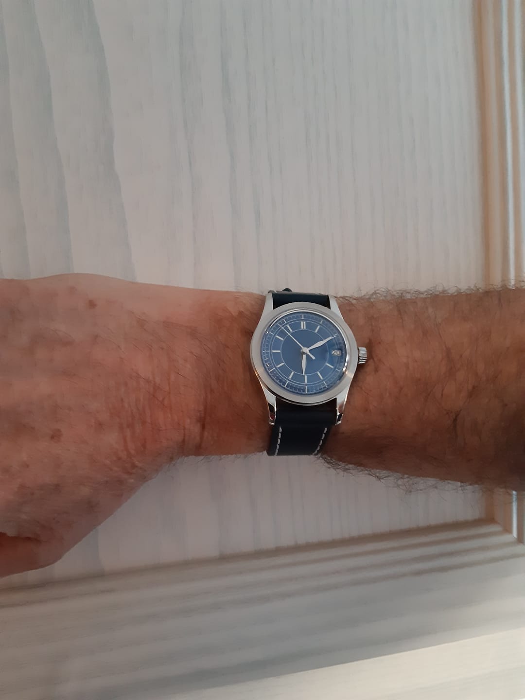 Customer photo review of HOU - 100M Waterproof Vintage Automatic Watch | Blue