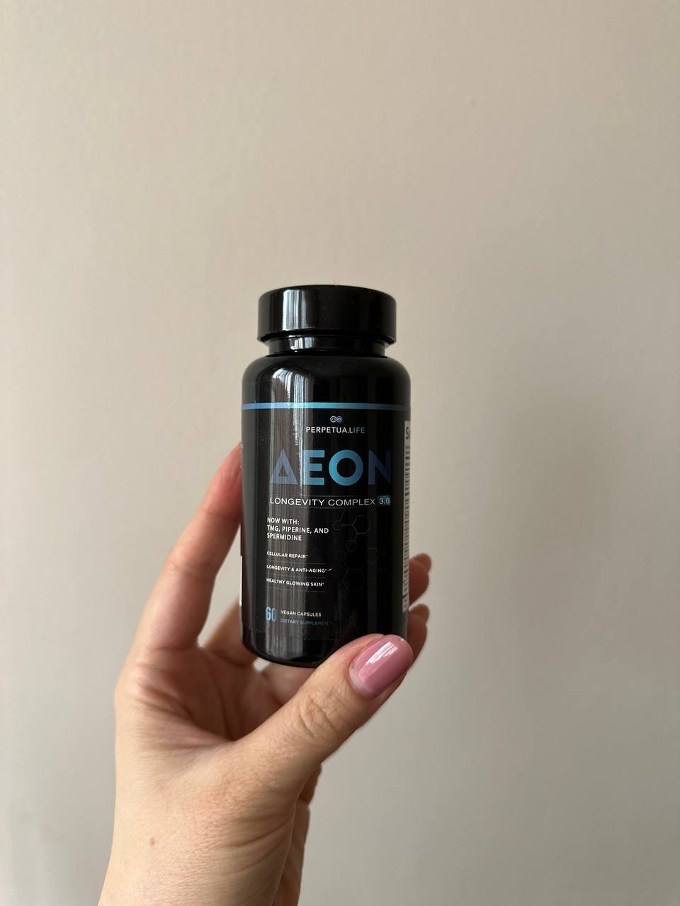 Customer photo review of AEON™ NAD+ Liposomal Longevity Complex with Nicotinamide DUO™