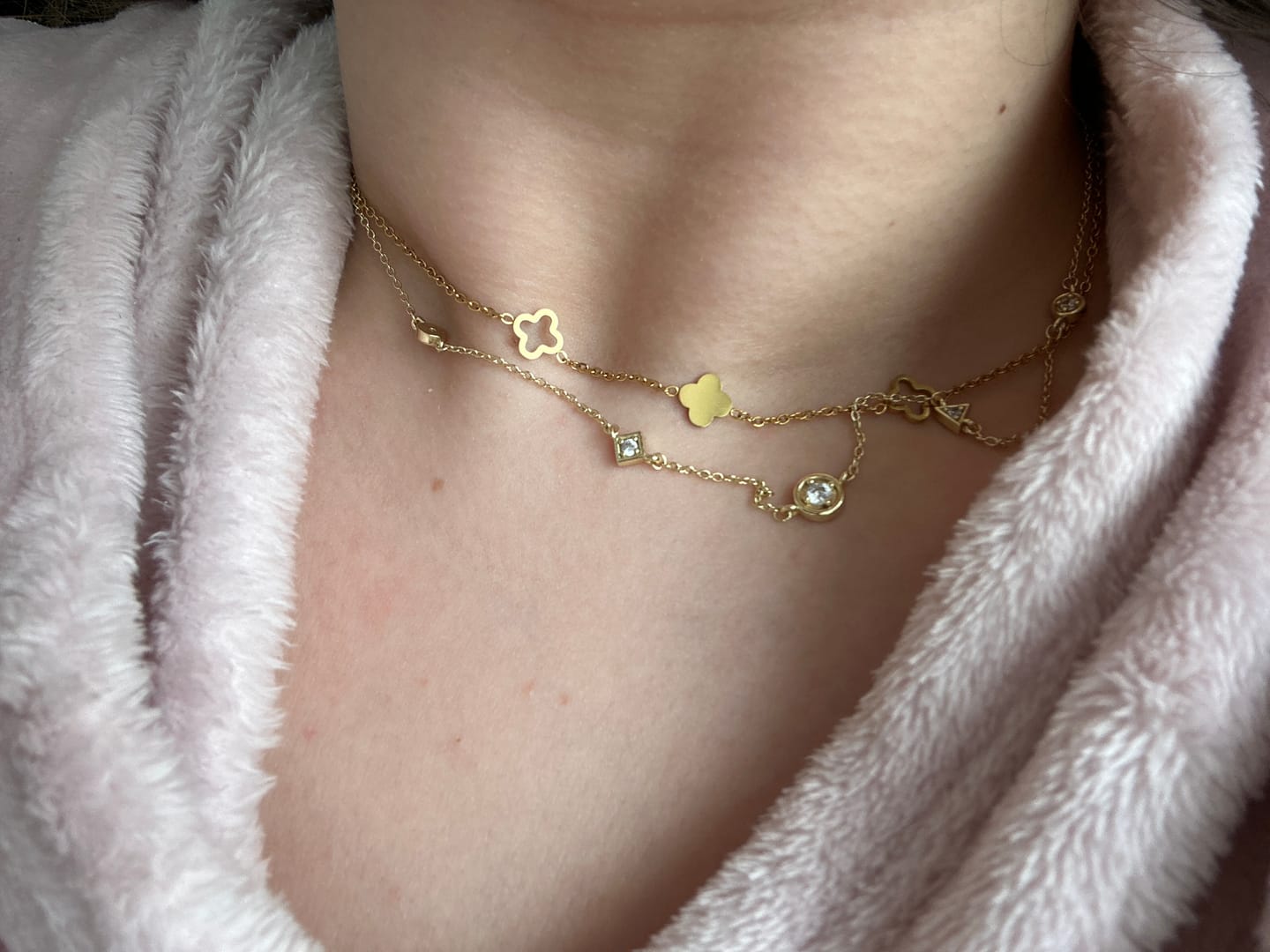 Customer photo review of Clover Kette | 18K vergoldet