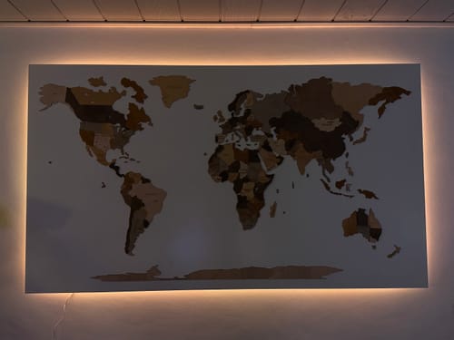 Customer photo review of Weltkarte aus Holz 200 x 110 cm
