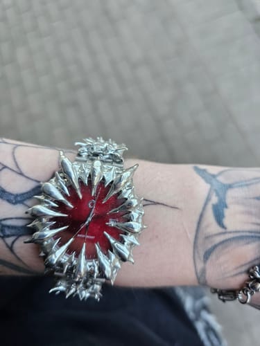 Customer photo review of RUBY THORN