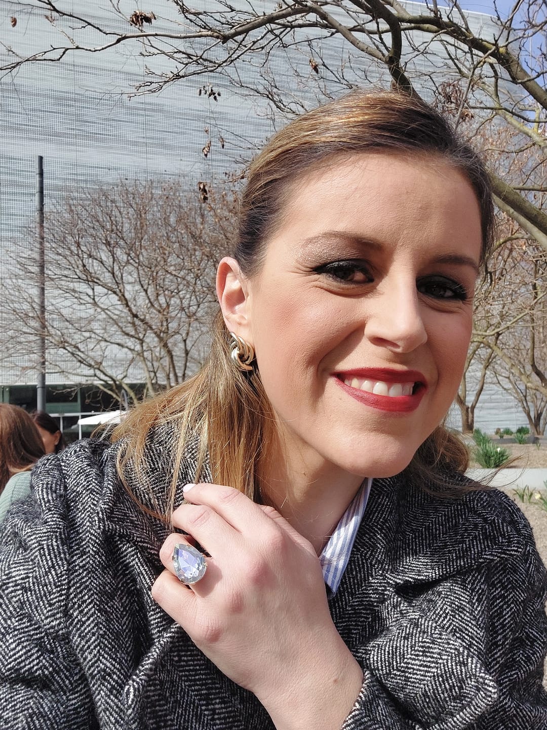 Customer photo review of Anello Goccia Cristallo Aurora Boreale