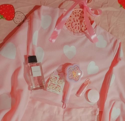 Customer photo review of Pink Crush Balloon Sleeve Pullover