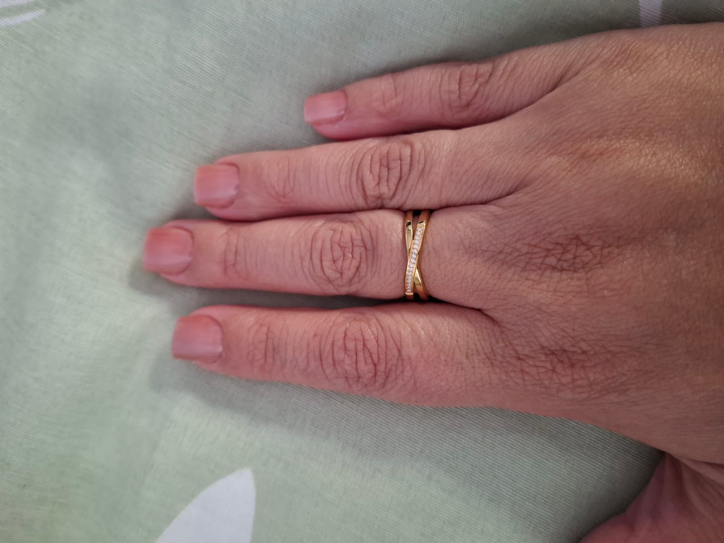 Customer photo review of Anel Lucia Duplo Banhado em Ouro 18k