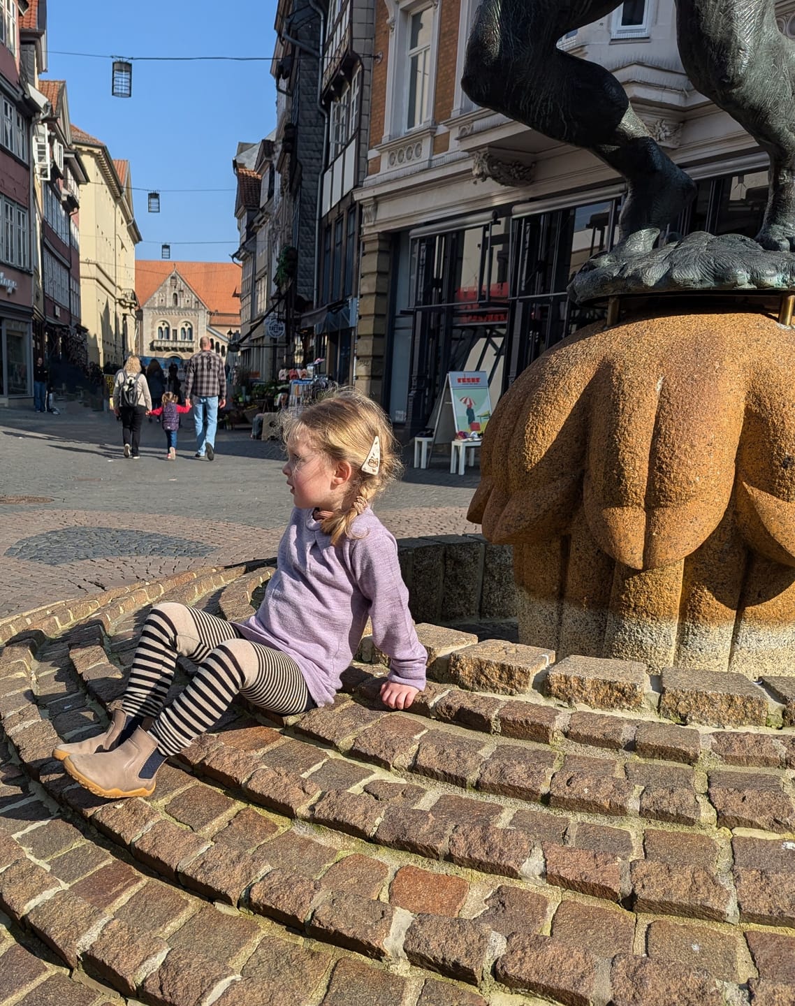 Customer photo review of Kaschmir Kinder Pullover mit der Falte Blau 98/104
