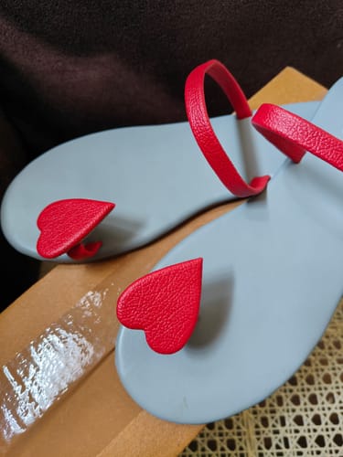 Customer photo review of Heart Grey