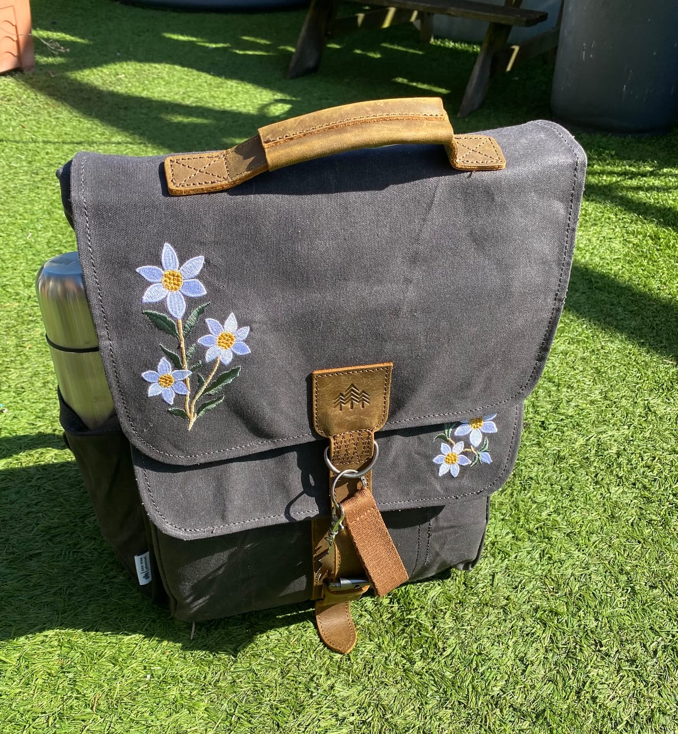 Customer photo review of Daypack Acadia - Almblume (🌲)