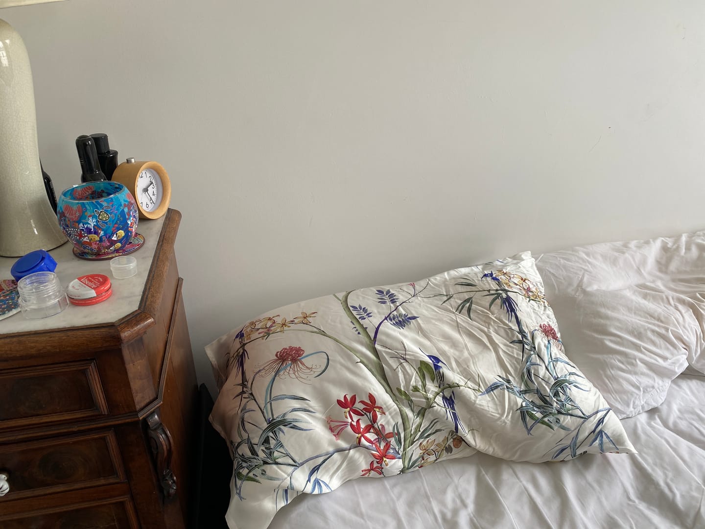 Customer photo review of Hummingbird Pure Silk Pillowcase
