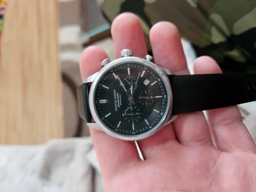 Customer photo review of Leather Strap Multifunctional Watch Chronograph Calendar Water Resistant 3 Bar — Black | KIMLUD