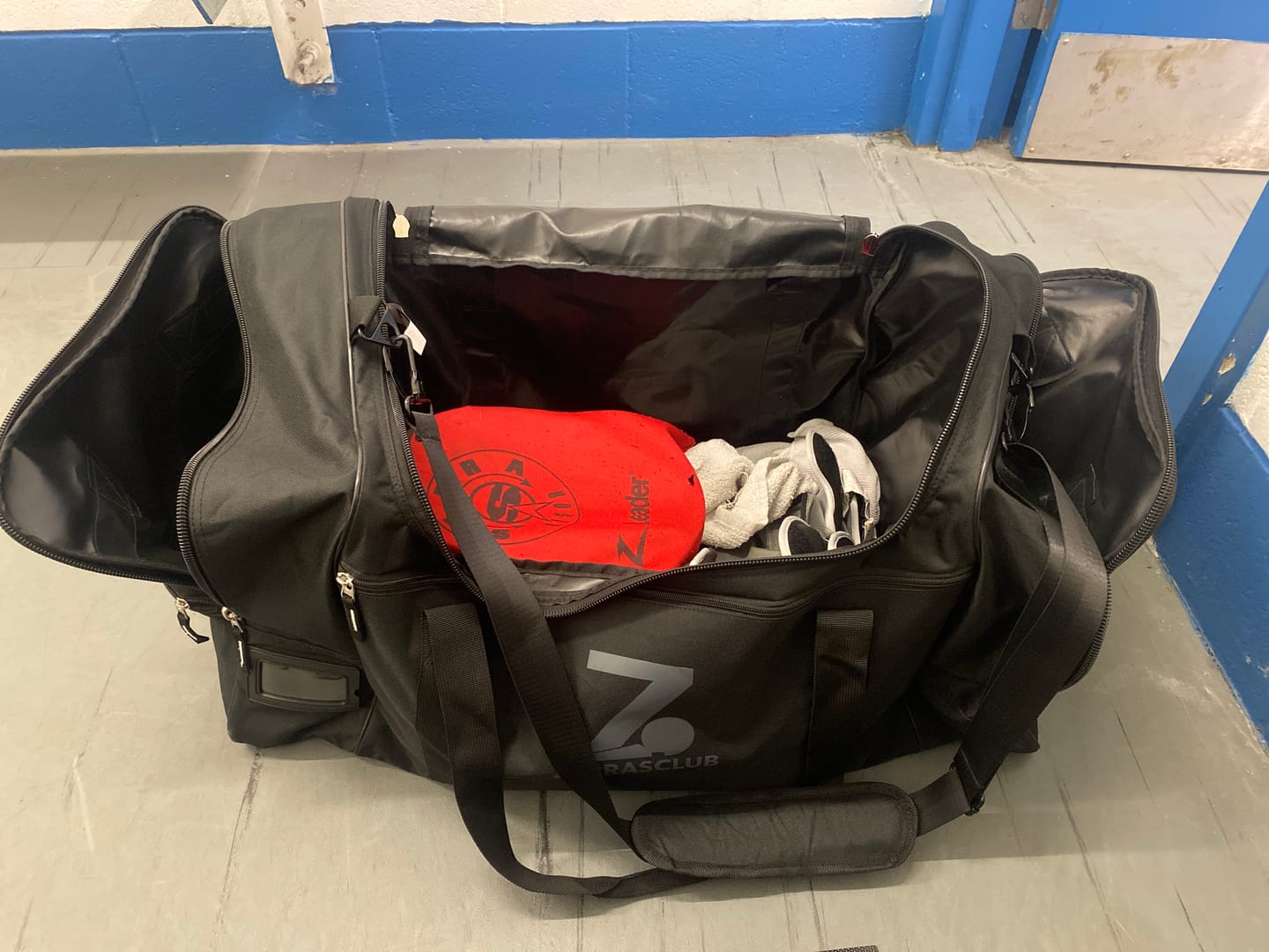 Customer photo review of ZB1 HOCKEY REFEREE BAG