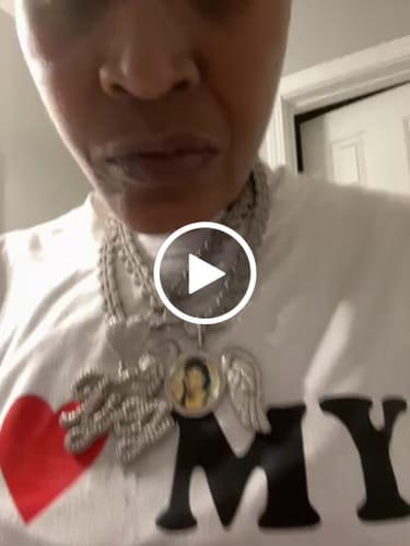 Customer video review of ROSIE ICEY HEART NAME NECKLACE