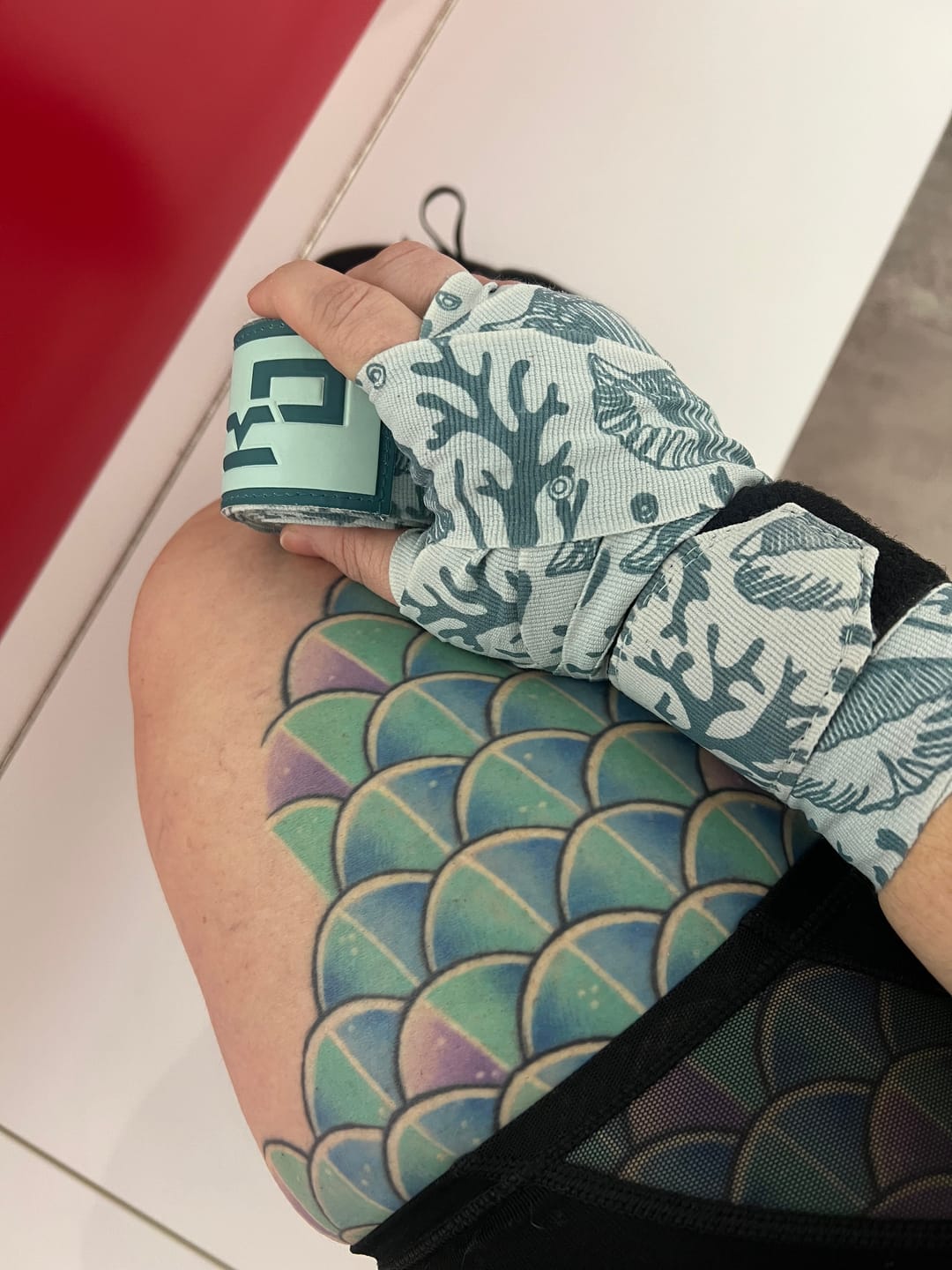 Customer photo review of Seafoam Hand Wraps