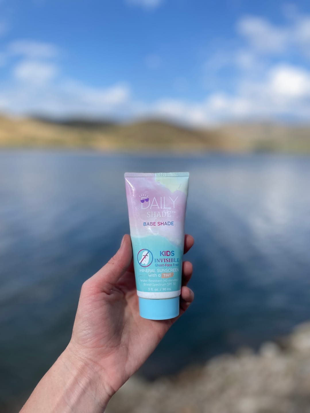 Customer photo review of DAILY SHADE: Babe Shade