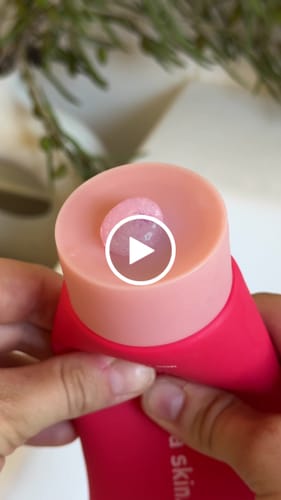 Customer video review of Peachy Clean Cleanser