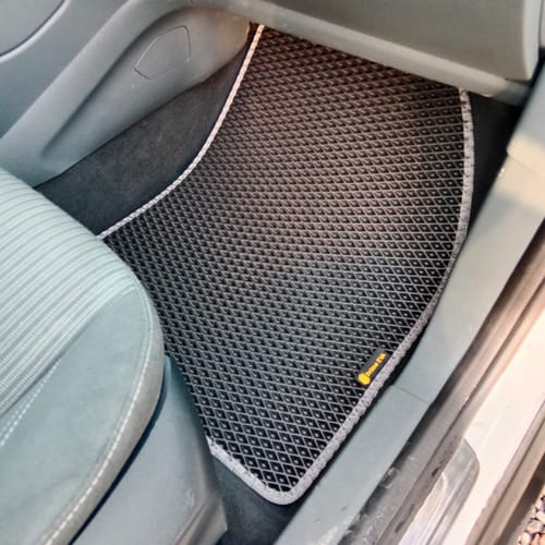 Customer photo review of Dywaniki samochodowe na zamówienie - Przód i tył