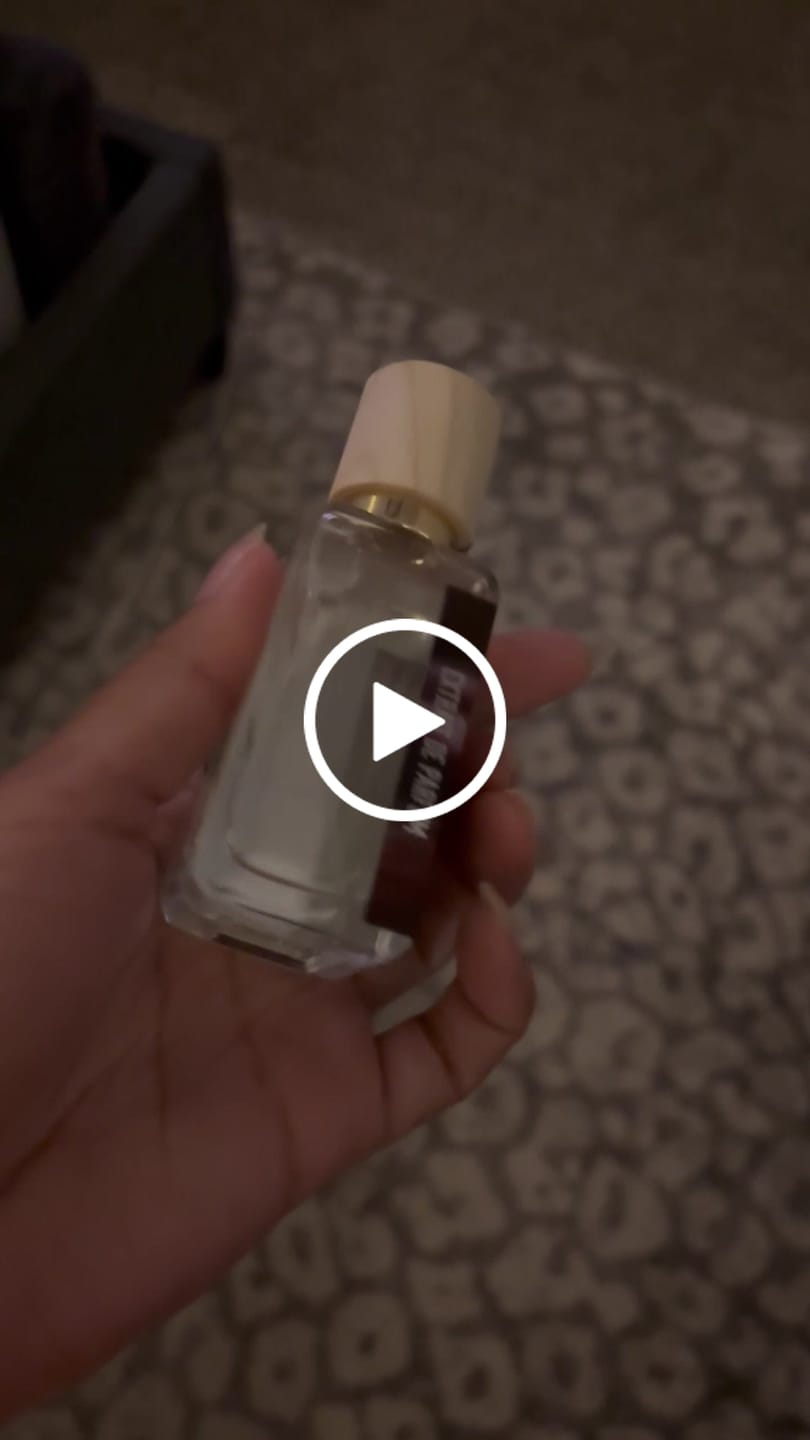 Customer video review of Sparkling Plums & Marshmallow